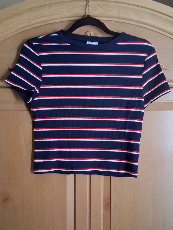 H&M Tops - H&M Navy Short Sleeve Tee with Red and White Stripes, Size L